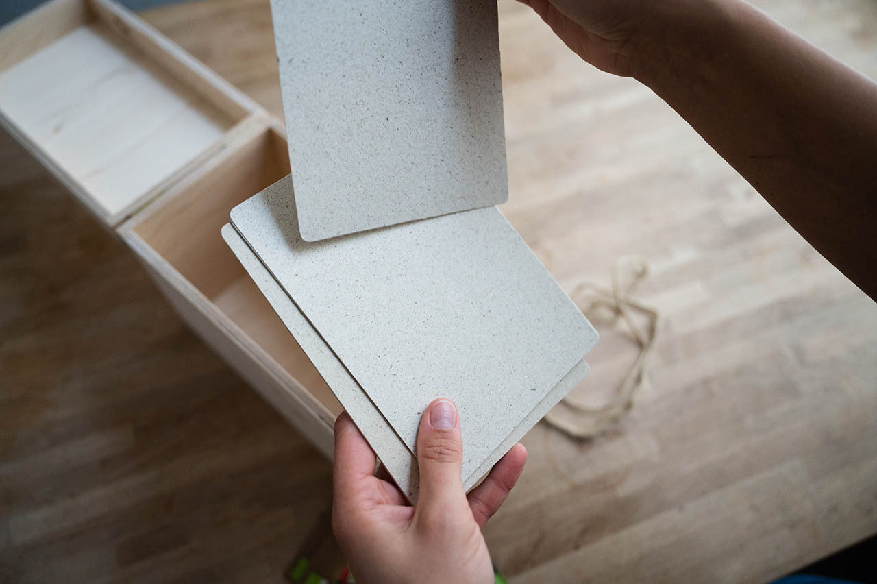 Artikelbild 5 von "Fryd Holz-Saatgutkiste inkl. 5 Päckchen BIO-Saatgut und Registern"